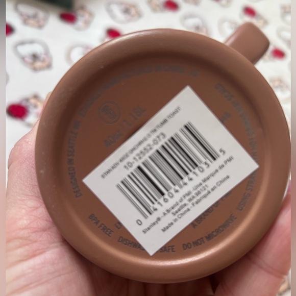 One large Stanley cup brown - Picture 4 of 4